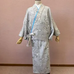 二部式着物　着物　灰色　化繊　蝶　リサイクル着物　z-926