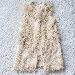 新品未使用タグ付き MURUA  アウター ファーベスト 定価13000+税 フリーサイズ 891235