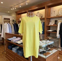 ⭐️新品タグ付き　レディース　半袖　Tシャツ　黄色　シンプル　イエロー　フリー