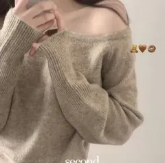 セカンドプレイ ラン アシンメトリー 片方オフショルダー オフショルダー ルーズフィット カシミヤ ウール ニット