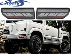 【M's】 JB74W ジムニーシエラ 1-5型 Showa GARAGE シーケンシャル LEDテールランプ (ライトスモークレンズ/ホワイトバー) ショウワガレージ パーツ 部品 新型 現行 カスタム JB74 74ジムニー E00167 (※要在庫確認)