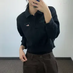 Nike ナイキ グリーン ロゴ ブラック クロップド カラーTシャツ