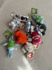 ぬいぐるみキーホルダーコレクション (スポンジボブ、ペンギン、他) 含む