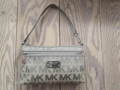 正規品 MICHAEL KORS マイケルコース MK シグネチャー ミニ ポーチ/リストストラップ バッグ