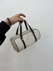 Celine セリーヌ 円筒型バッグ