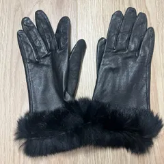 【228894】 ファー付きグローブ　手袋　ラムレザー　本革　レディース小物　オシャレ ブラック