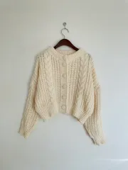 ケーブル編み 厚手ニット カーディガン <新品 -
