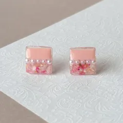 お花  パール ピンク ピアス 小さめ シンプル 上品 華やか 清楚 スクエア【425】