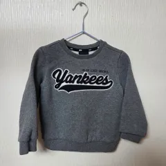 MLB グレー 起毛 スウェット 4y(105)