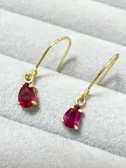 宝石質ルビーAAA ペアシェイプファセット フックピアス　サージカルステンレス　K18メッキ