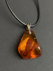 【極美品】ヴィンテージ 天然バルト海産琥珀 アンバー ペンダントトップ シルバー800 刻印あり 大粒