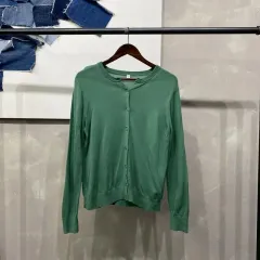 (95) UNIQLO レディース カジュアル グリーン ラウンド ニット カーディガン