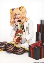 【中古】生写真(男性) 古賀瑠(及川桃助)/全身・座り・背景白・キャラクターショット/舞台「アイ★チュウ ザ・ステージ ～Rose Ecarlate deux～」ランダムブロマイド