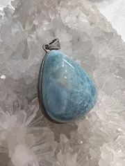 【新規開店セール】特大ラリマーペンダントトップボリューム満点の大粒 南国の海を思わせる美しさ