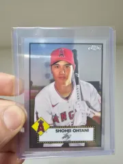 LA Topps Chrome 大谷 翔平 (おおたに しょうへい) カード