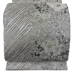 【美品】 袋帯 秀品 振袖向き 桜 斜縞 銀糸 箔 銀色 六通 正絹 【中古】