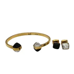 SWAROVSKI(スワロフスキー) アクセサリー美品  - ゴールド×クリア×黒 バングル×1点/ピアス×1点