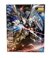 미품 반다이 기동전사 건담 SEED MG 1/100 ZGMF-X10A 프리덤 건담 Ver.2.0 프라모델