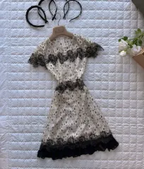 SANDRO レイ レース 半袖 ミニ ドレス ソシ ソヒョン(SEOHYUN) ゲストルック