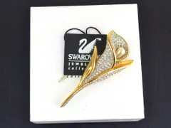 SWAROVSKI スワロフスキー ピンブローチ カラー 花 保存箱付き rk8759