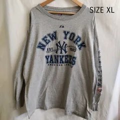 【XL】海外古着　Majestic　ニューヨーク・ヤンキース　スウェット　グレー　ゆったり　大きいサイズ
