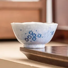 新品未使用 草木灰 古風 ティーカップ 茶碗 金 菊 葵口カップ 家庭用 陶磁器 主人杯 お茶 品茶カップ カップ