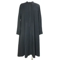 ミズイロインド mizuiro ind ピンタックフレアロングワンピース シャツワンピ 長袖 バンドカラー 比翼仕立て 黒 ブラック X