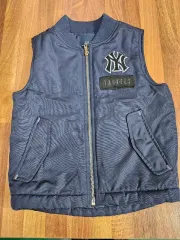 MLB NEW YORK YANKEES キッズ ダウン ベスト
