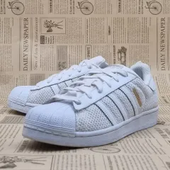 アディダス SUPERSTAR 白 240
