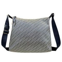 クリスチャンディオール トロッター ショルダーバッグ キャンバス ネイビー レディース  Christian Dior  中古 クリスチャンディオール