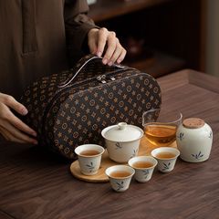 Item thumbnail for item aecbd73b-a50b-4a9c-85a7-9ec2e8800975