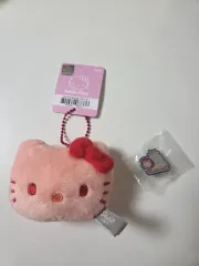 まとめ売り)19年度 ハローキティ バッジ+ ハローキティ FACE キーホルダー セット 新品