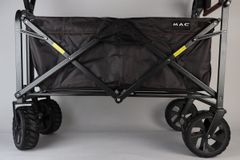 Item thumbnail for item 7e0f7053-14b6-43e7-873b-9344fed4f892