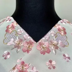 半衿　刺繍半衿　半襟　パール感　振袖　成人式　卒業式　卒業式袴　伊達えり　衿元華やか　重衿コーデ　結婚式　前撮り　和装前撮り　晴れの日コーデ　エレガント 着物小物　和装コーデ　振袖アクセサリー　白　ピンク　 日本製　桜シリーズ　NO8 桜柄　人気柄　着付け小物