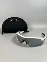 オークリー レーダーロック ホワイト×ブラック シルバーミラーレンズ