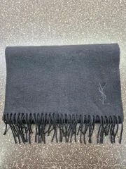 2026年最新】イヴサンローランマフラーの人気アイテム - メルカリ