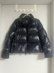 週末特価@ UNIQLO ユニクロ ダウン SHINee シャイニー パファー 光沢 ダウン ウルトラライトダウン レディース55