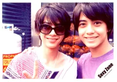 Sexy Zone/King＆Prince 16年 ハワイオフショット 佐藤勝利/髙橋海人 公式写真 *1枚