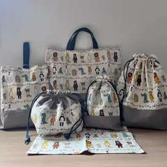 【入園入学】 サーカス🎪生成り   6点セットレッスンバック 上履き袋 体操服袋 給食袋 お弁当袋 ランチョンマット