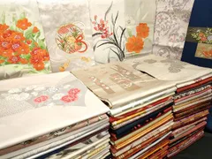 平和屋本店■名古屋帯 まとめて100点 鶴 孔雀 蝶 花柄 手描き 駒刺繍 金銀糸 など 着用可能多数 未使用品あり 全て正絹 se3976