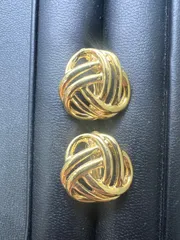 結び目デザインイヤリング