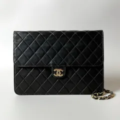 CHANEL / マトラッセ チェーンショルダーバッグ ラムスキン ブラック シャネル
