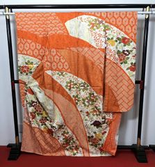 369 振袖 アンティーク 正絹 成人式 着物 オレンジ 可愛い 金駒 菊 竹 