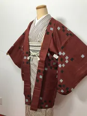 【中古】 Mサイズ 羽織 正絹 赤茶地に格子文様 アンティーク