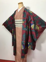 【中古】 Sサイズ 羽織 正絹 臙脂地に牡唐花様 アンティーク 長羽織 銘仙 