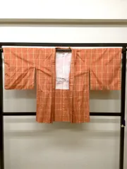 【中古】羽織 正絹 オレンジ色地に格子模様 裄67 Lサイズ 紬