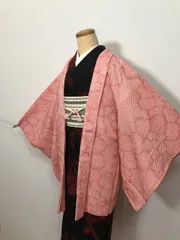 【中古】 Mサイズ 羽織 正絹 ピンク地に牡丹模様 絞り染め 最強配送