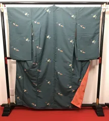 【中古】 Sサイズ 振袖 化繊 二尺袖 2尺袖 胴抜き着物 小紋 青緑地に瓢模様 洗える着物 最強配送