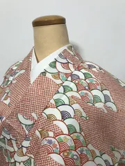 【中古】Mサイズ 小紋 化繊 白地に青海波模様 洗える着物 袷着物シーズン冬