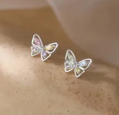 ピアス レディース 蝶々 シンプル 小ぶり ストーン 成人式  卒業式  ガラス 華奢 キラキラ オフィスカジュアル ガーリー